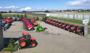 Adrol dealerem Takeuchi