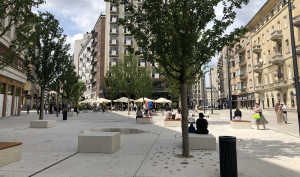 Centrum Warszawy zalano betonem