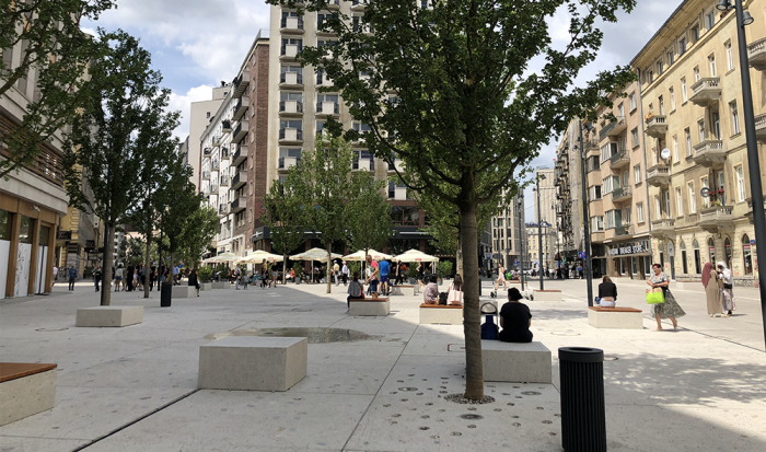 Centrum Warszawy zalano betonem