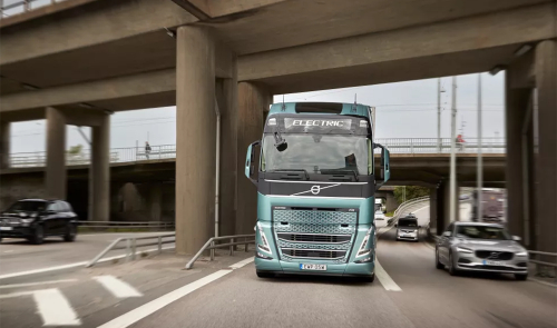 Elektryczne ciężar&oacute;wki Volvo ze stali wolnej od paliw kopalnych