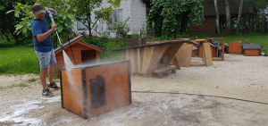 Kärcher pomaga schronisku po zalaniu